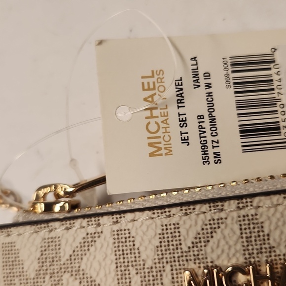 Michael Kors Credit Card Keychain Jet Set Coin Pouch NEW Vanella - Picture 2 of 10